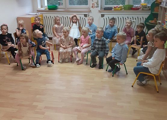 Grafika 30: Andrzejki..