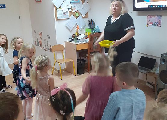 Grafika 38: Andrzejki..