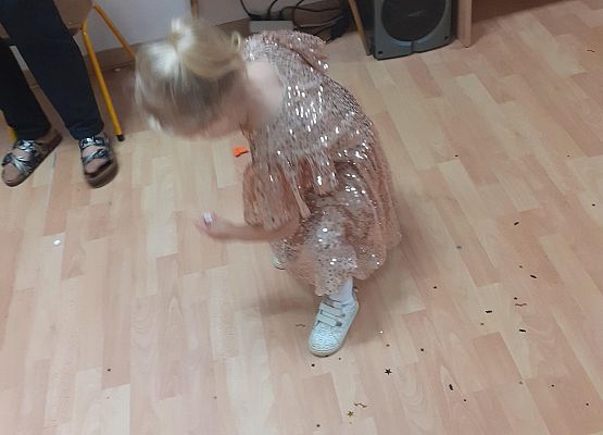 Grafika 43: Andrzejki..