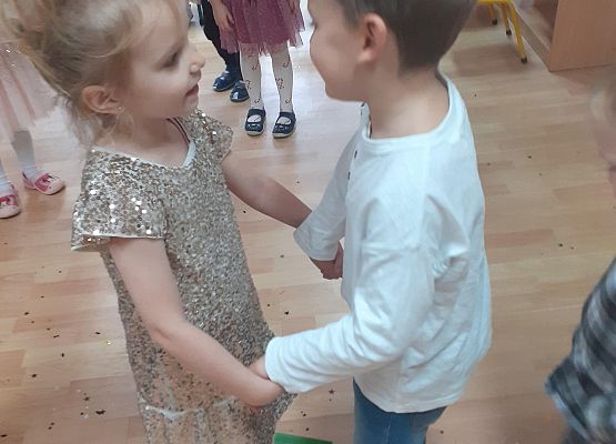 Grafika 58: Andrzejki..