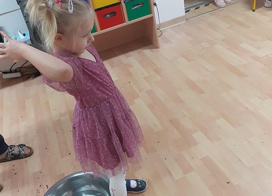 Grafika 76: Andrzejki..