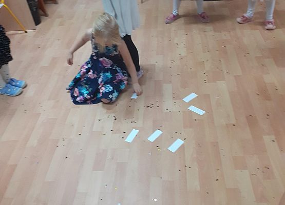 Grafika 97: Andrzejki..