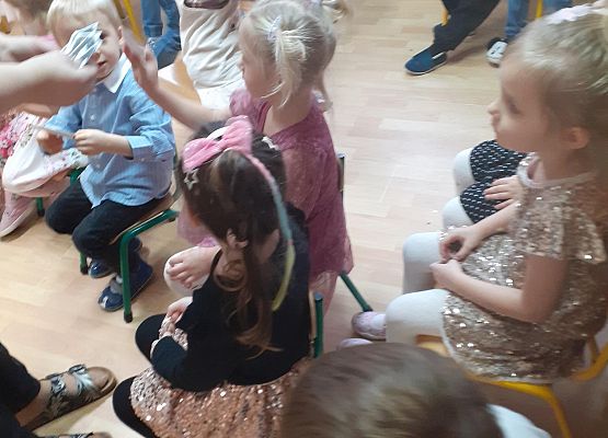 Grafika 114: Andrzejki..