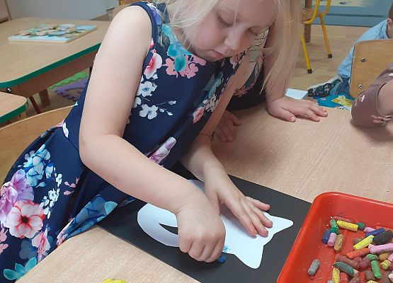 Grafika 8: Magiczne koty - praca plastyczna