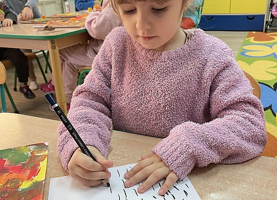 Grafika 8: PRACUSIE W AKCJI