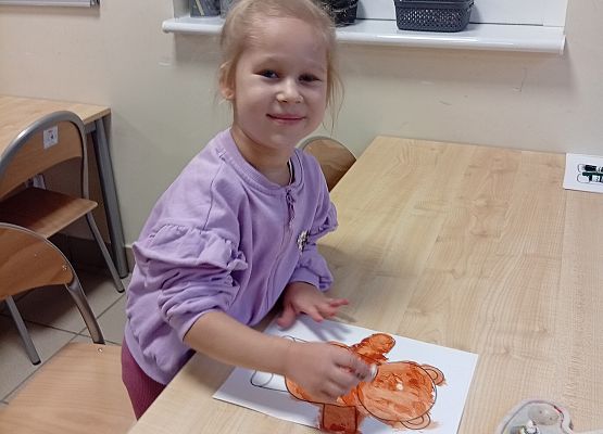 Grafika 15: DZIEŃ PLUSZOWEGO MISIA