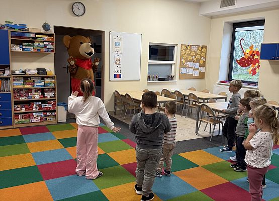 Grafika 18: DZIEŃ PLUSZOWEGO MISIA