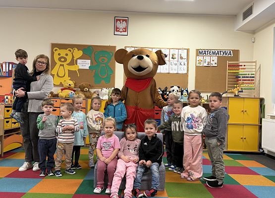 Grafika 22: DZIEŃ PLUSZOWEGO MISIA