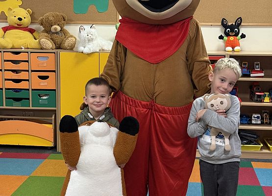 Grafika 23: DZIEŃ PLUSZOWEGO MISIA