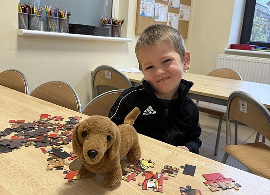 Grafika 49: DZIEŃ PLUSZOWEGO MISIA