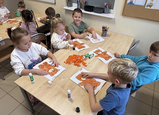 Grafika 51: DZIEŃ PLUSZOWEGO MISIA