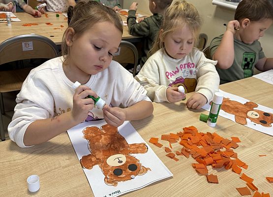 Grafika 56: DZIEŃ PLUSZOWEGO MISIA