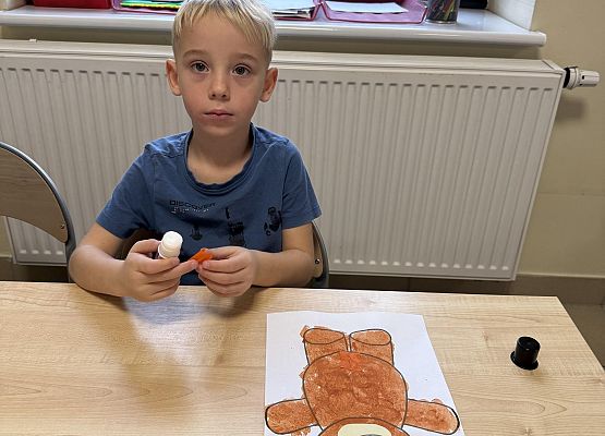 Grafika 58: DZIEŃ PLUSZOWEGO MISIA