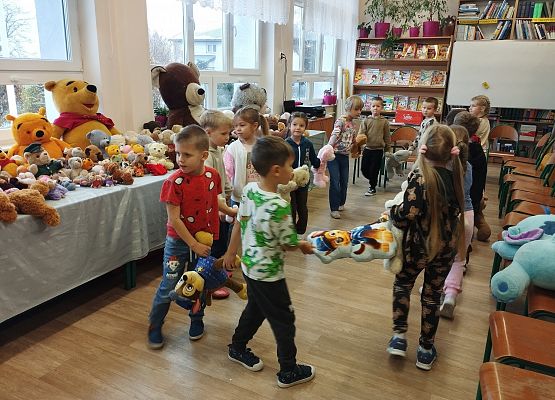 Grafika 2: Dzień Pluszowego Misia