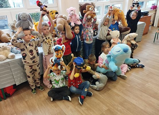 Grafika 7: Dzień Pluszowego Misia