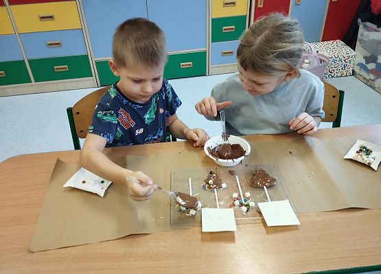 Grafika 4: Czekoladowe warsztaty