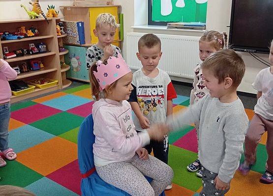 Grafika 15: LISTOPADOWI SOLENIZANCI