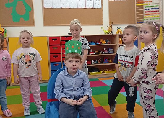 Grafika 14: LISTOPADOWI SOLENIZANCI