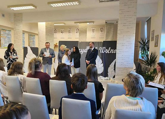 Grafika 3: Powiatowy Konkurs Recytatorski