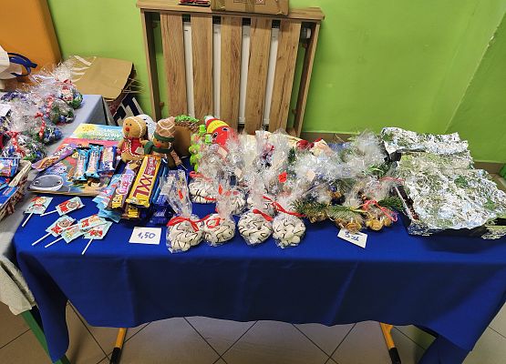 KIERMASZ  MIKOŁAJKOWY