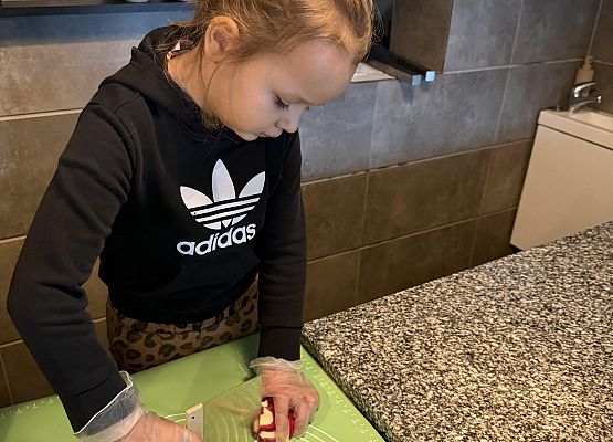 Grafika 8: MANUFAKTURA SŁODYCZY