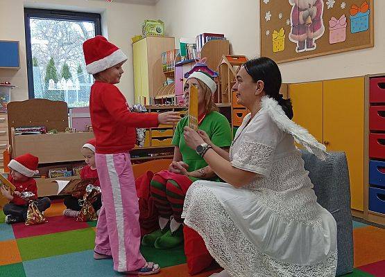 Grafika 12: MIKOŁAJKI