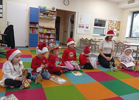 Grafika 15: MIKOŁAJKI