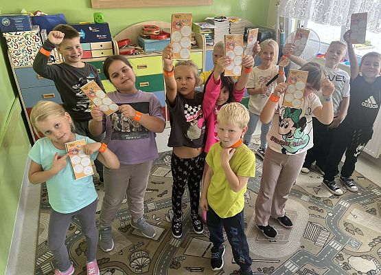 Grafika 3: Klasa 1a ukończyła program „Akademia Bezpiecznego Puchatka”!