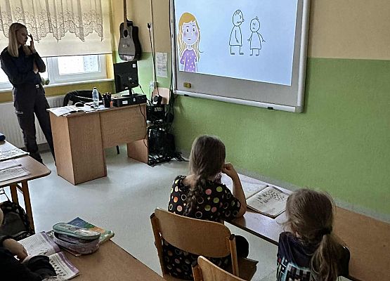 Grafika 9: Prelekcja profilaktyczna na temat hejtu, cyberprzemocy oraz przemocy rówieśniczej w klasach I - III
