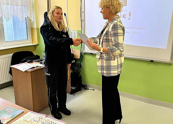 Grafika 1: Prelekcja profilaktyczna na temat hejtu, cyberprzemocy oraz przemocy rówieśniczej w klasach I - III