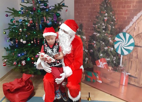 Grafika 14: Mikołajki