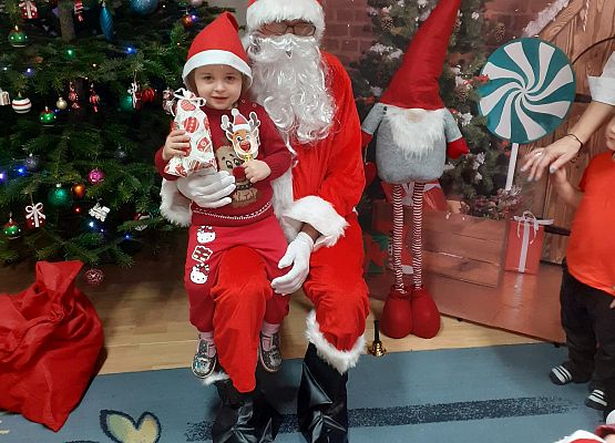 Grafika 27: Mikołajki