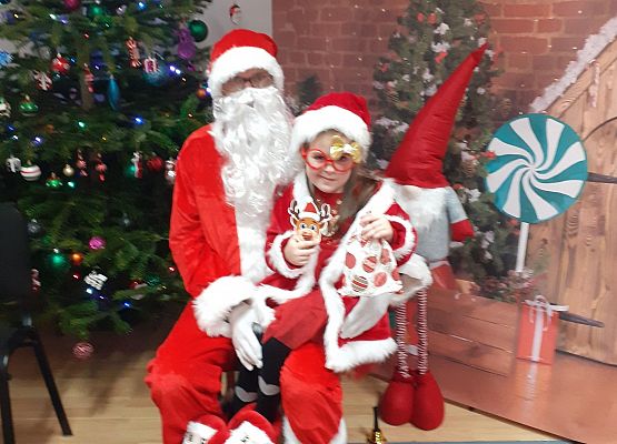 Grafika 29: Mikołajki