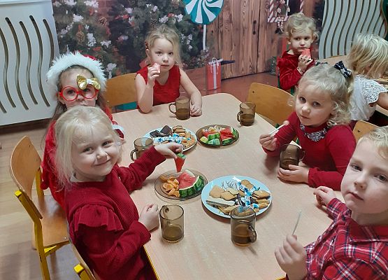 Grafika 39: Mikołajki