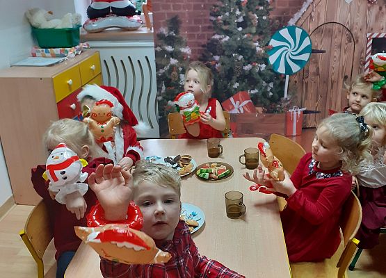 Grafika 37: Mikołajki