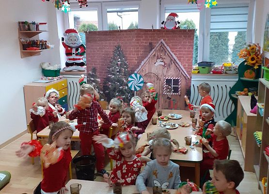 Grafika 44: Mikołajki