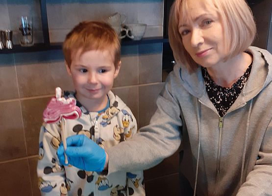 Grafika 20: WYCIECZKA