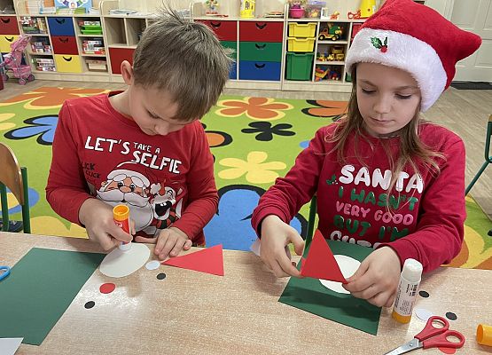 Grafika 8: DZIEŃ PEŁEN WRAŻEŃ