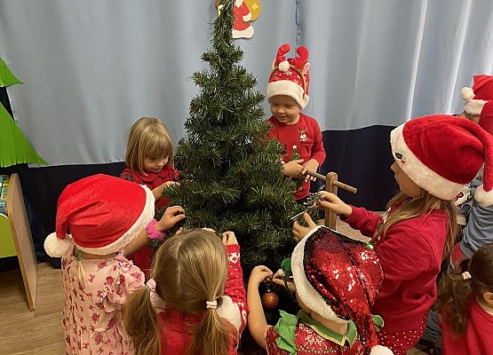 Grafika 22: DZIEŃ PEŁEN WRAŻEŃ