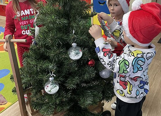 Grafika 23: DZIEŃ PEŁEN WRAŻEŃ