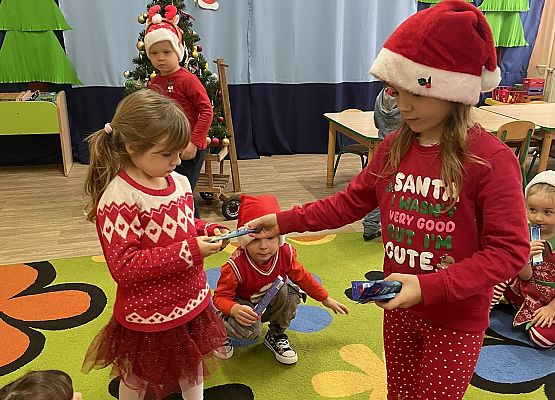 Grafika 34: DZIEŃ PEŁEN WRAŻEŃ