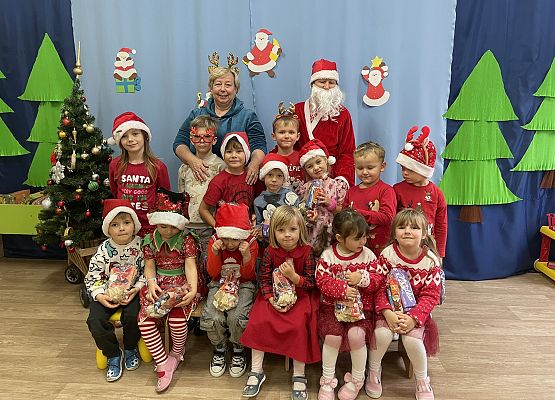 Grafika 40: DZIEŃ PEŁEN WRAŻEŃ