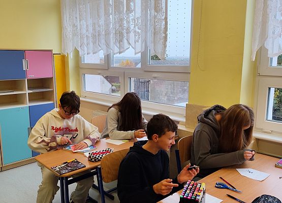 Grafika 4: BohaterON – włącz historię!