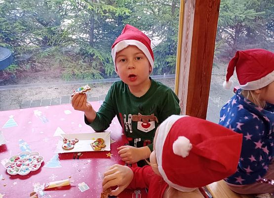 Grafika 37: Warsztaty Pomocnika Św. Mikołaja - wyjazd do Kościerzyny