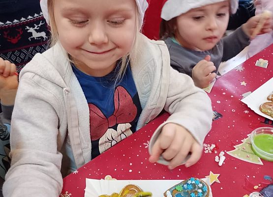 Grafika 28: Warsztaty Pomocnika Św. Mikołaja - wyjazd do Kościerzyny