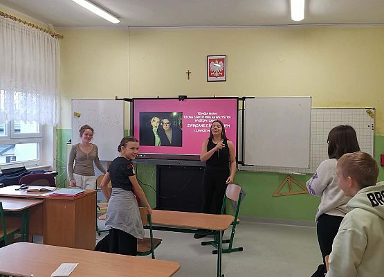 Grafika 4: Nasza Nietypowa Godzina Wychowawcza