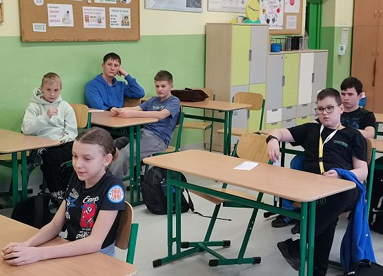 Grafika 2: Nasza Nietypowa Godzina Wychowawcza