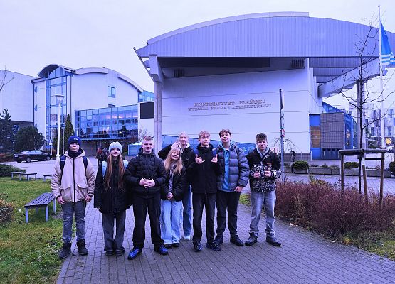 Grafika 5: Wyjazd uczniów na Uniwersytet Gdański – Dzień Praw Człowieka