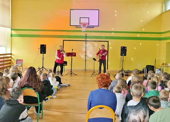 Koncerty w Szkole Podstawowej w Garczegorzu grudzień 2025 rok