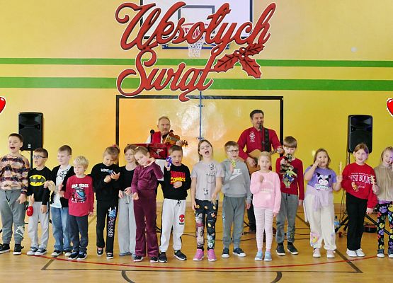 Koncerty w Szkole Podstawowej w Garczegorzu grudzień 2025 rok